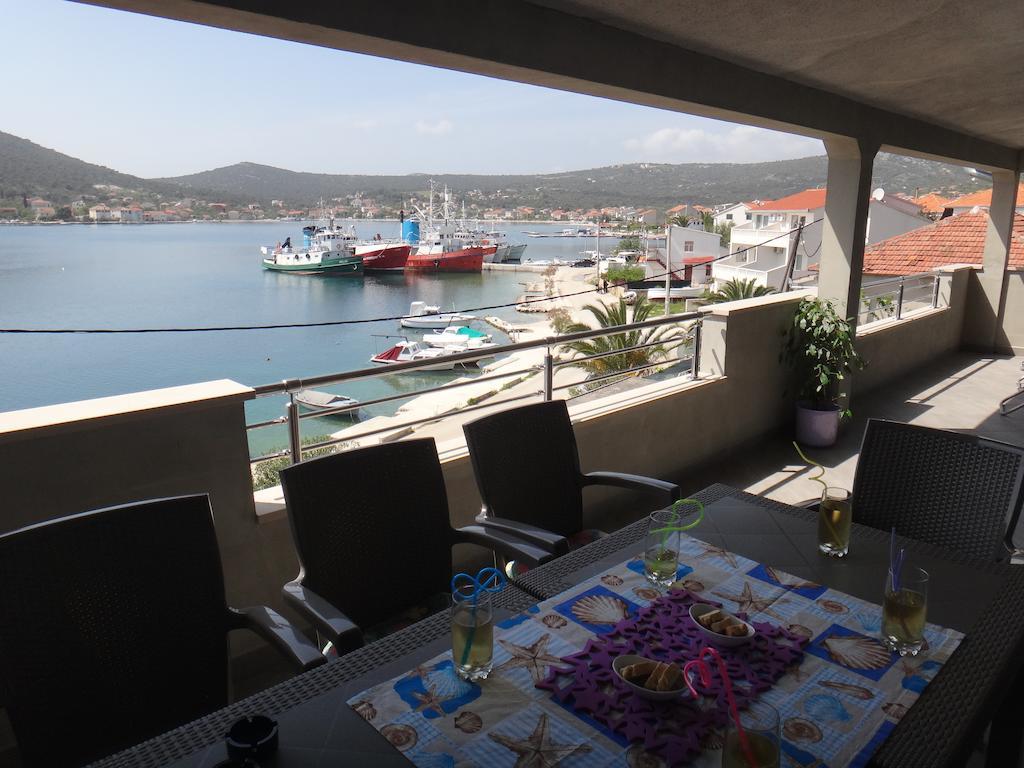 Apartments Selina Vinišće Szoba fotó