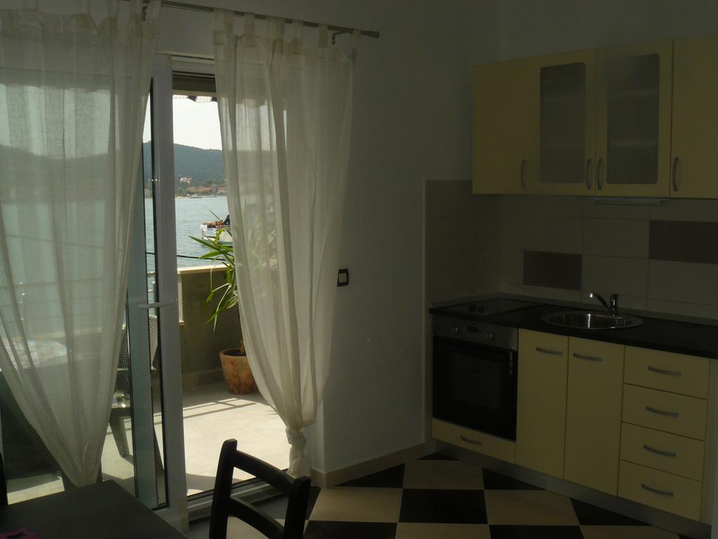 Apartments Selina Vinišće Kültér fotó