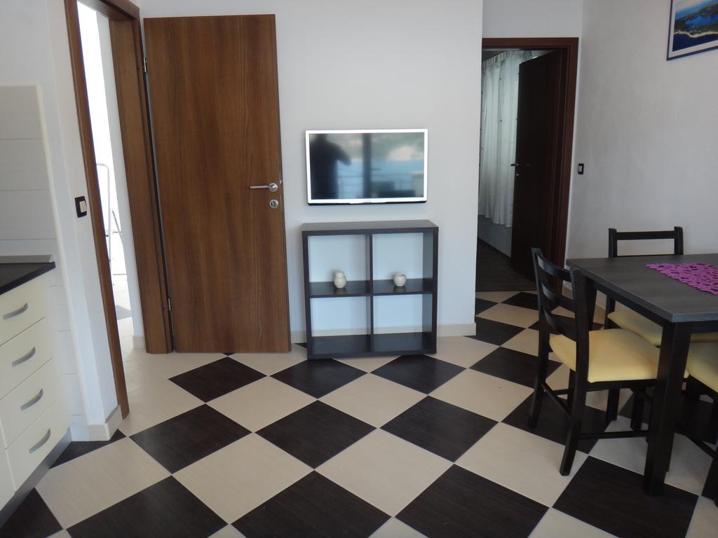 Apartments Selina Vinišće Szoba fotó
