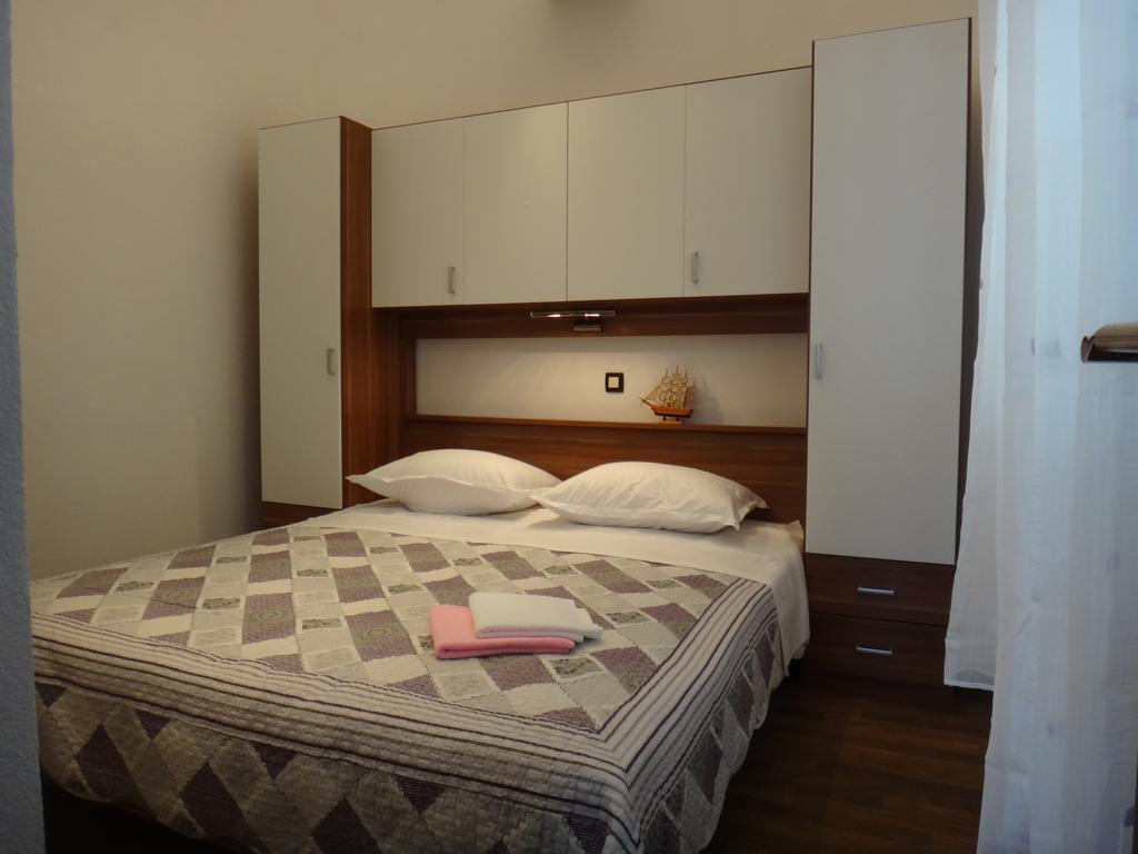 Apartments Selina Vinišće Szoba fotó