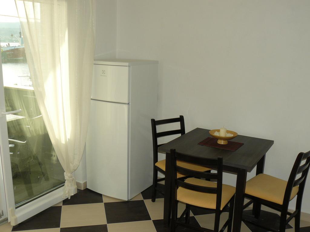 Apartments Selina Vinišće Kültér fotó